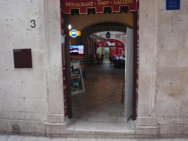 Opium Old City Apartment Split Exterior photo